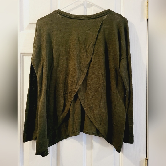 Open back top - Picture 3 of 4